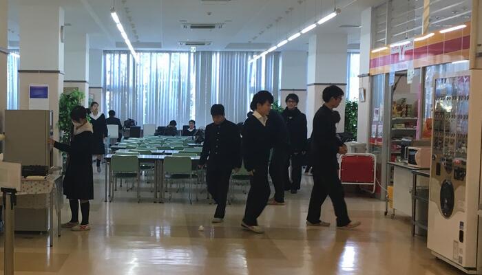 日本国际高中