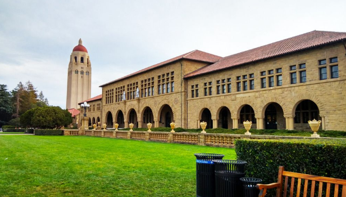 日本高中留学费用