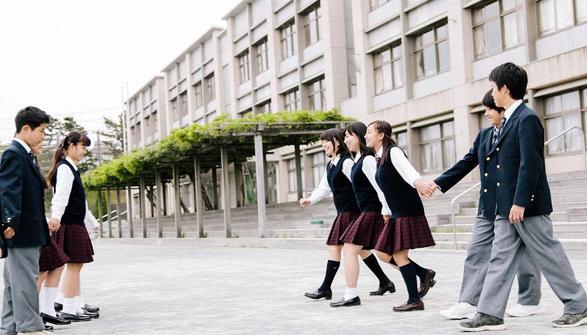 日本高中留学条件