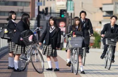 在日本留学高中是怎样的体验？毕业后如何考大学？