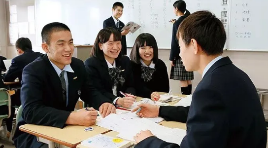 去日本高中留学，哪些证件要随身携带？