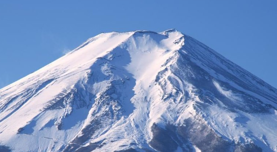 想去日本高中留学的学生可以看看山梨学院高等学校