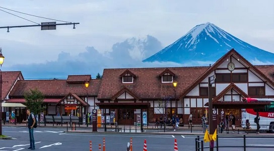 日本高中留学条件：探索多元化的教育环境