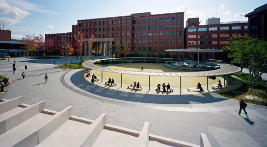 为什么中学生都选择去日本留学？有什么好处呢？