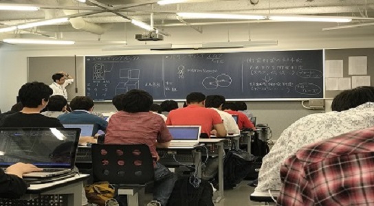 为什么日本高中留学考试充满了挑战和困难，还有很多人去日本留学呢？